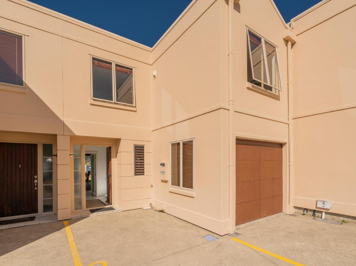 Tairua Waterfront Retreat - Tairua Apartment Exterior photo