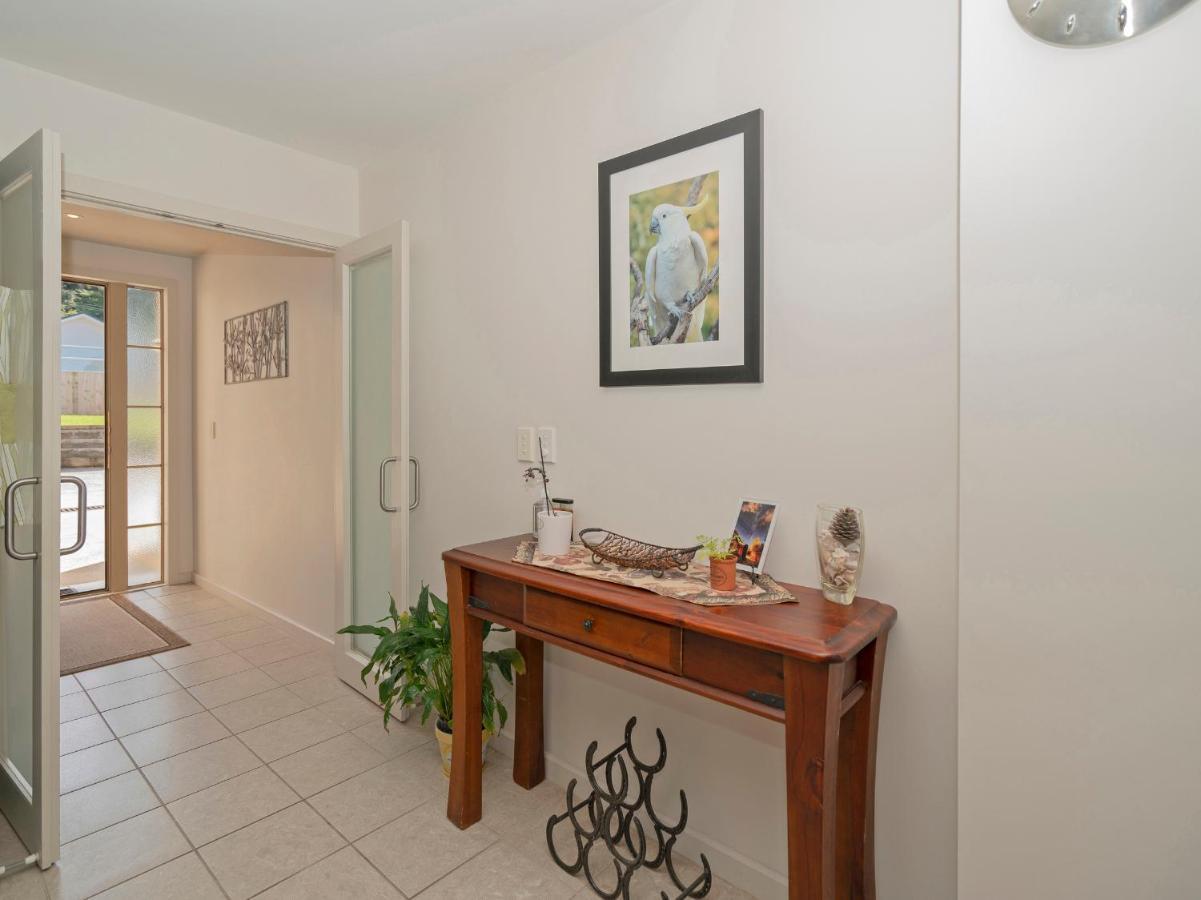 Tairua Waterfront Retreat - Tairua Apartment Exterior photo